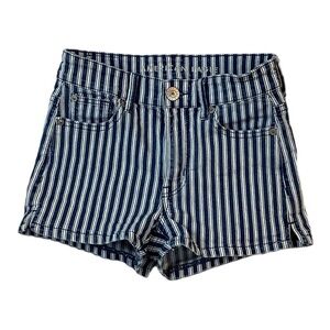 American Eagle High-Rise Shortie